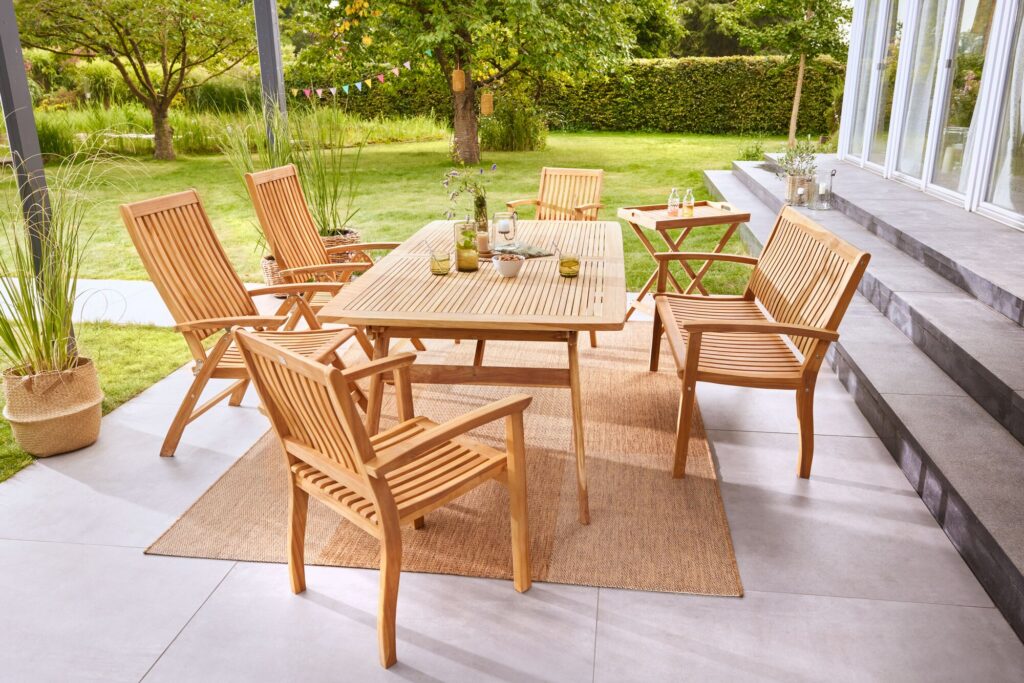 25 % auf Teak-Gartenmöbel Gruppe Somerville